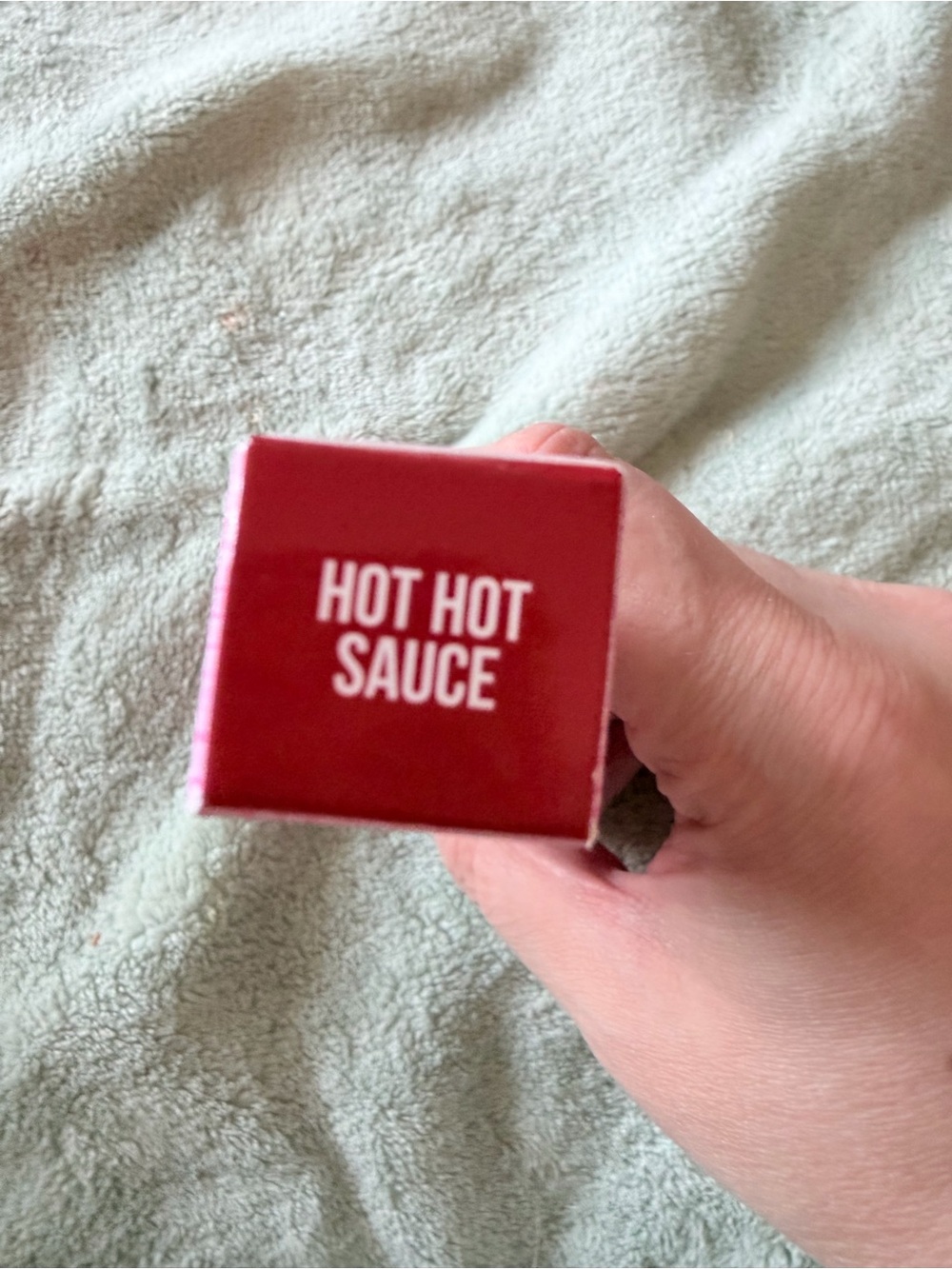 BNIB Jeffree Star Velour Lip Liner - Hot Hot Sauce